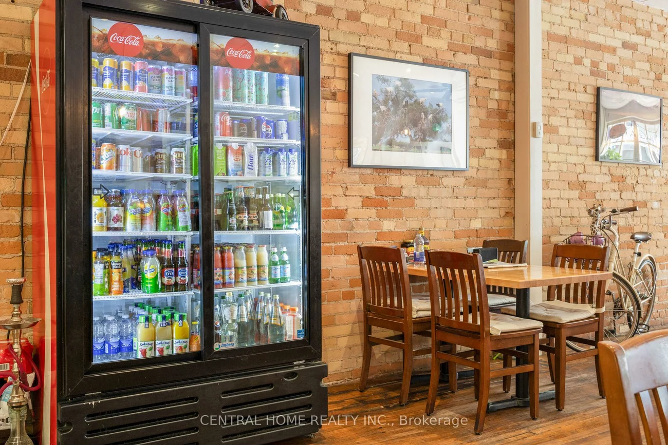 15236, Yonge, Aurora Village, Aurora