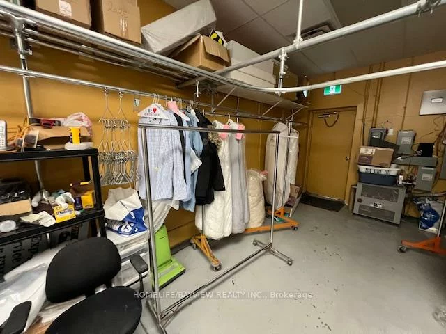 150, Hollidge, Bayview Wellington, Aurora