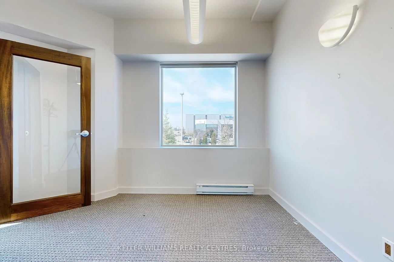 125, Don Hillock, Bayview Southeast, Aurora