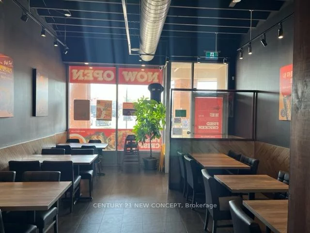 14800, Yonge, Aurora Highlands, Aurora