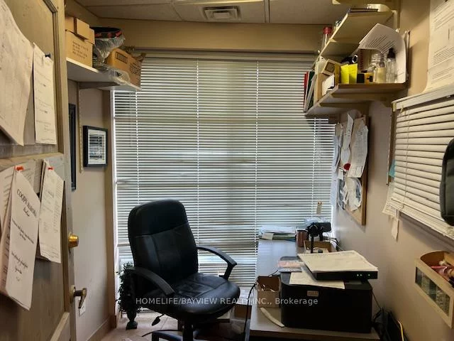 15408, Yonge, Aurora Heights, Aurora