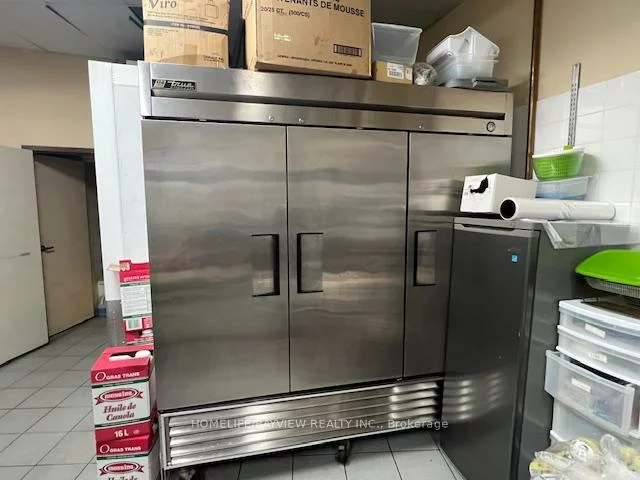 15408, Yonge, Aurora Heights, Aurora