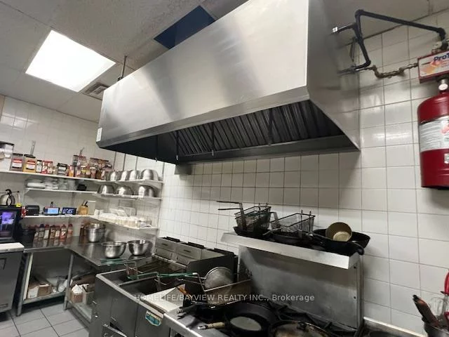 15408, Yonge, Aurora Heights, Aurora