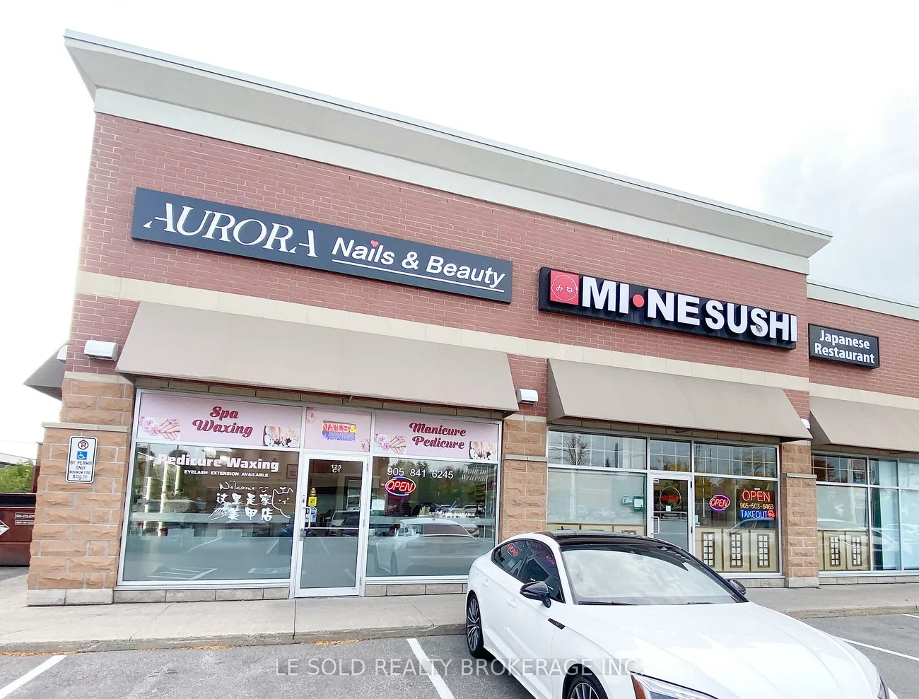 125, Pedersen, Bayview Wellington, Aurora