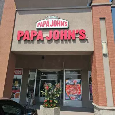 14800, Yonge, Aurora Highlands, Aurora