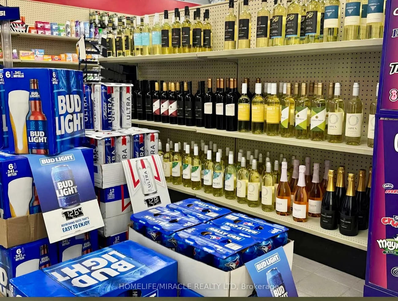 15440, Bayview, Bayview Wellington, Aurora