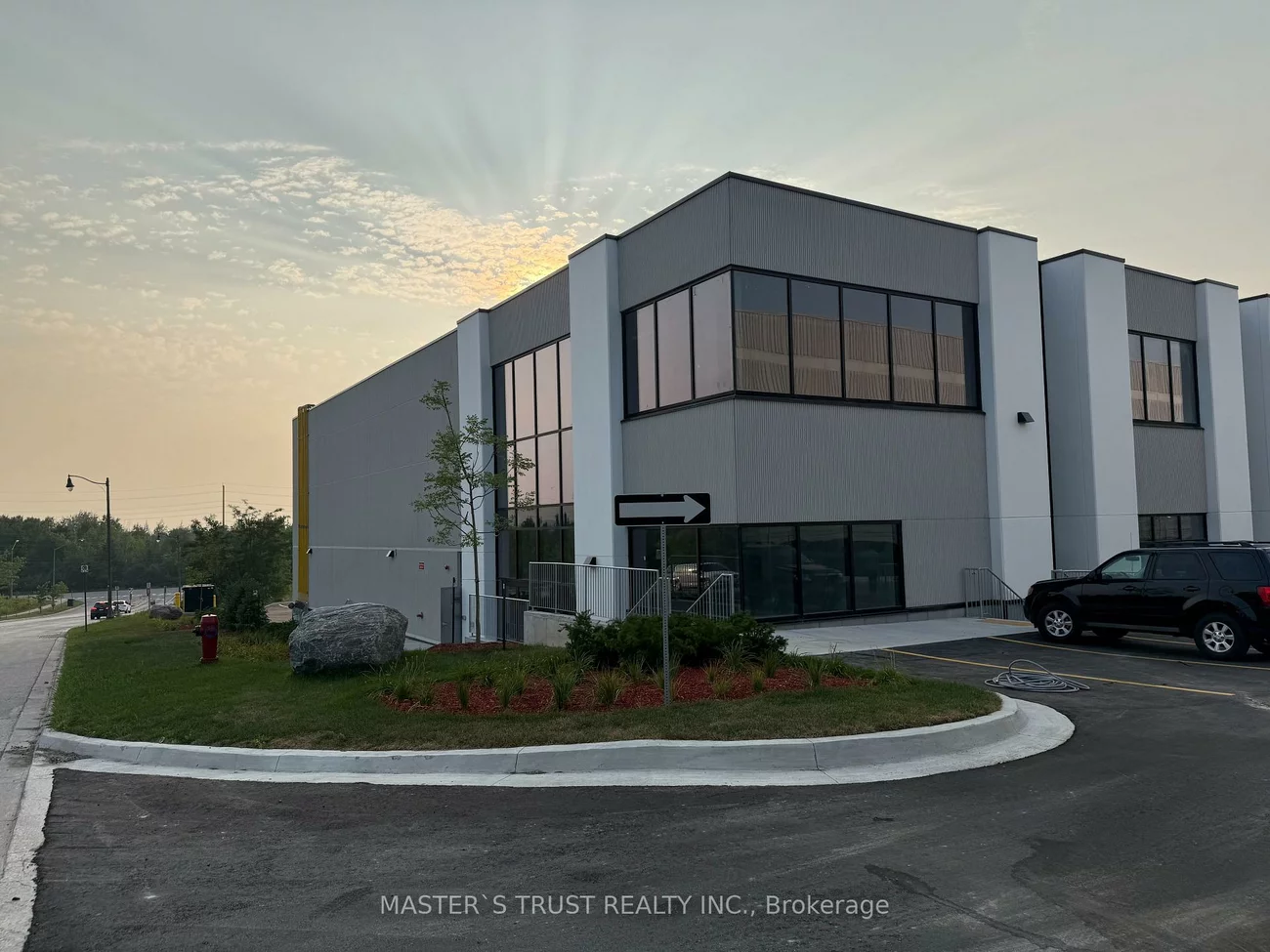 32, Don Hillock, Bayview Southeast, Aurora