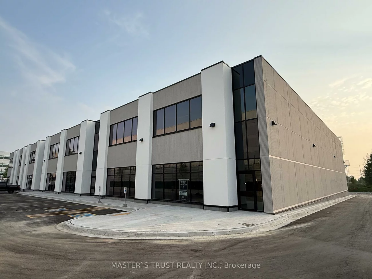 32, Don Hillock, Bayview Southeast, Aurora