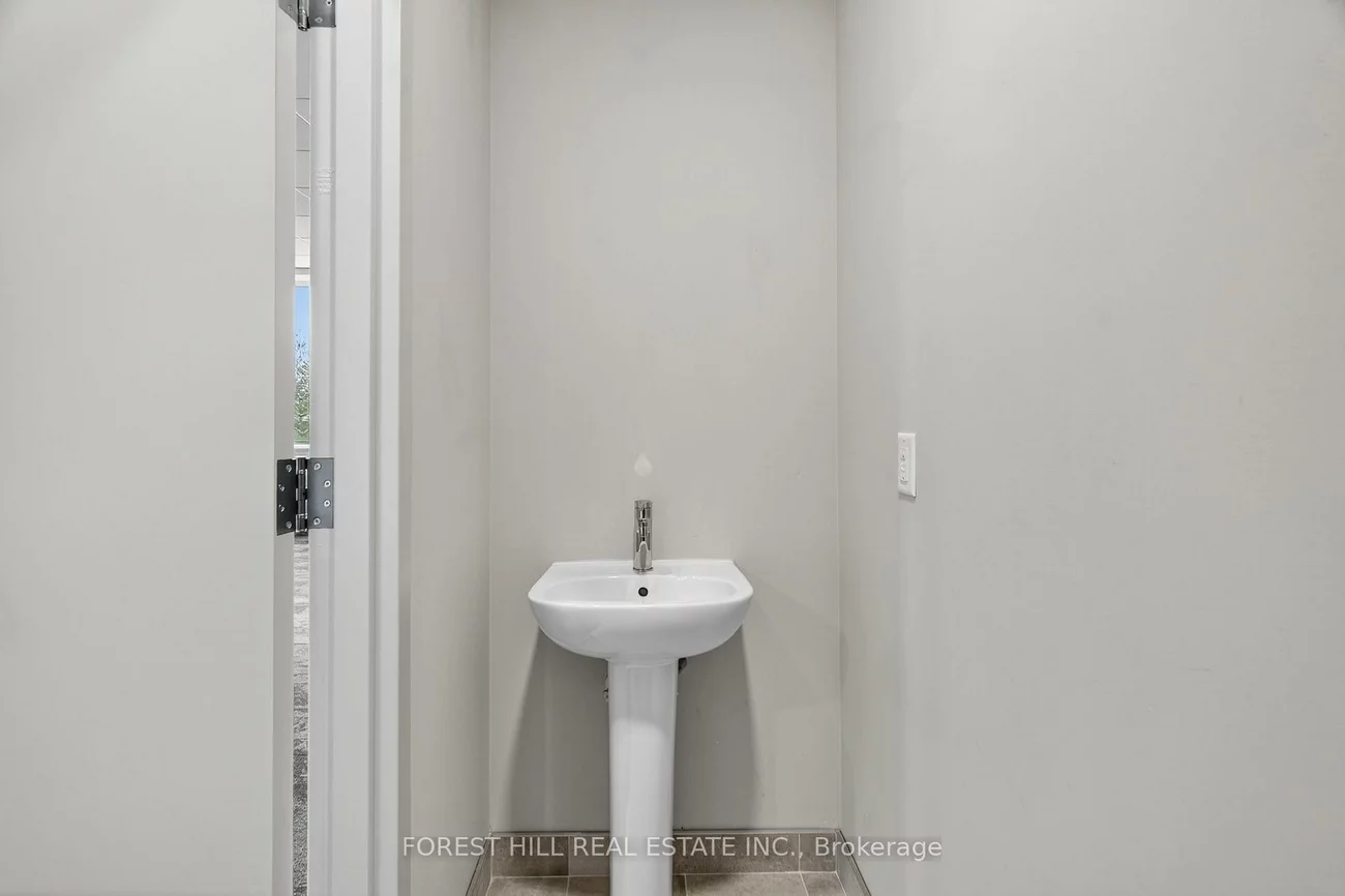 35, Sunday, Bayview Southeast, Aurora