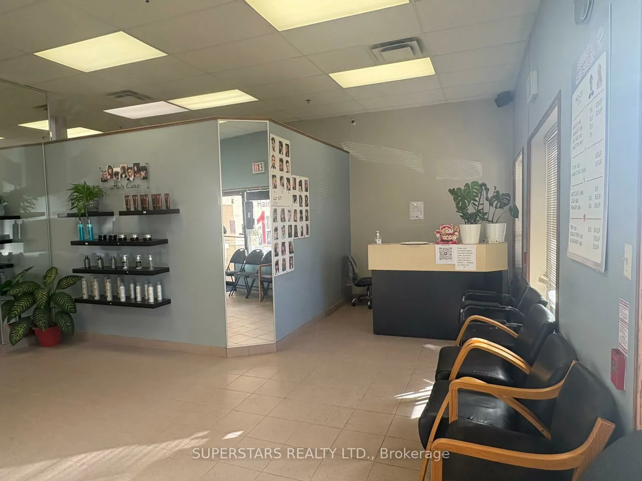 14, Wellington, Aurora Village, Aurora