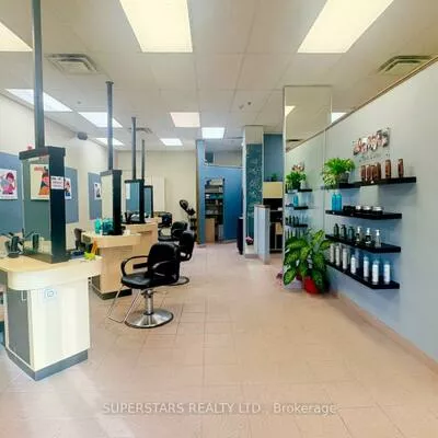 14, Wellington, Aurora Village, Aurora