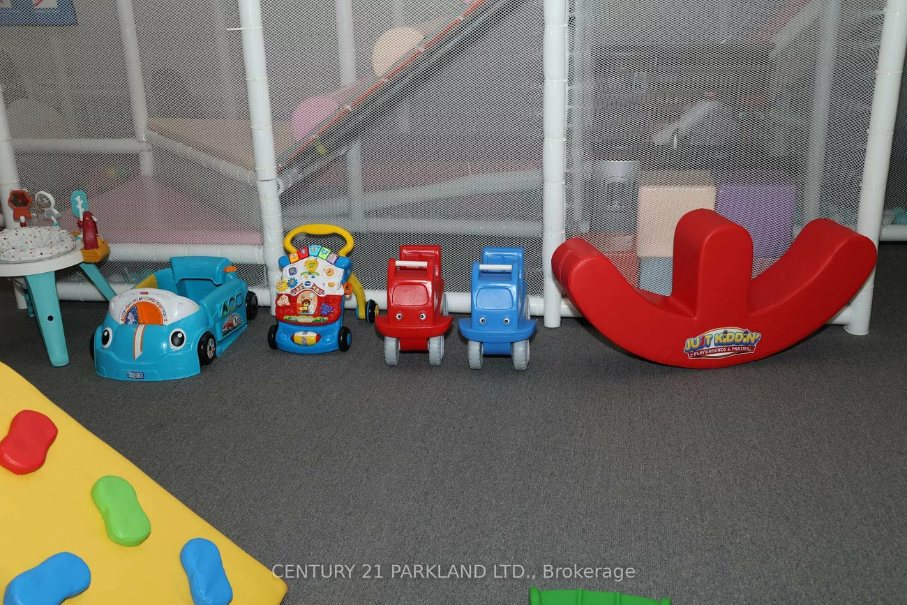 43, First Commerce, Bayview Northeast, Aurora