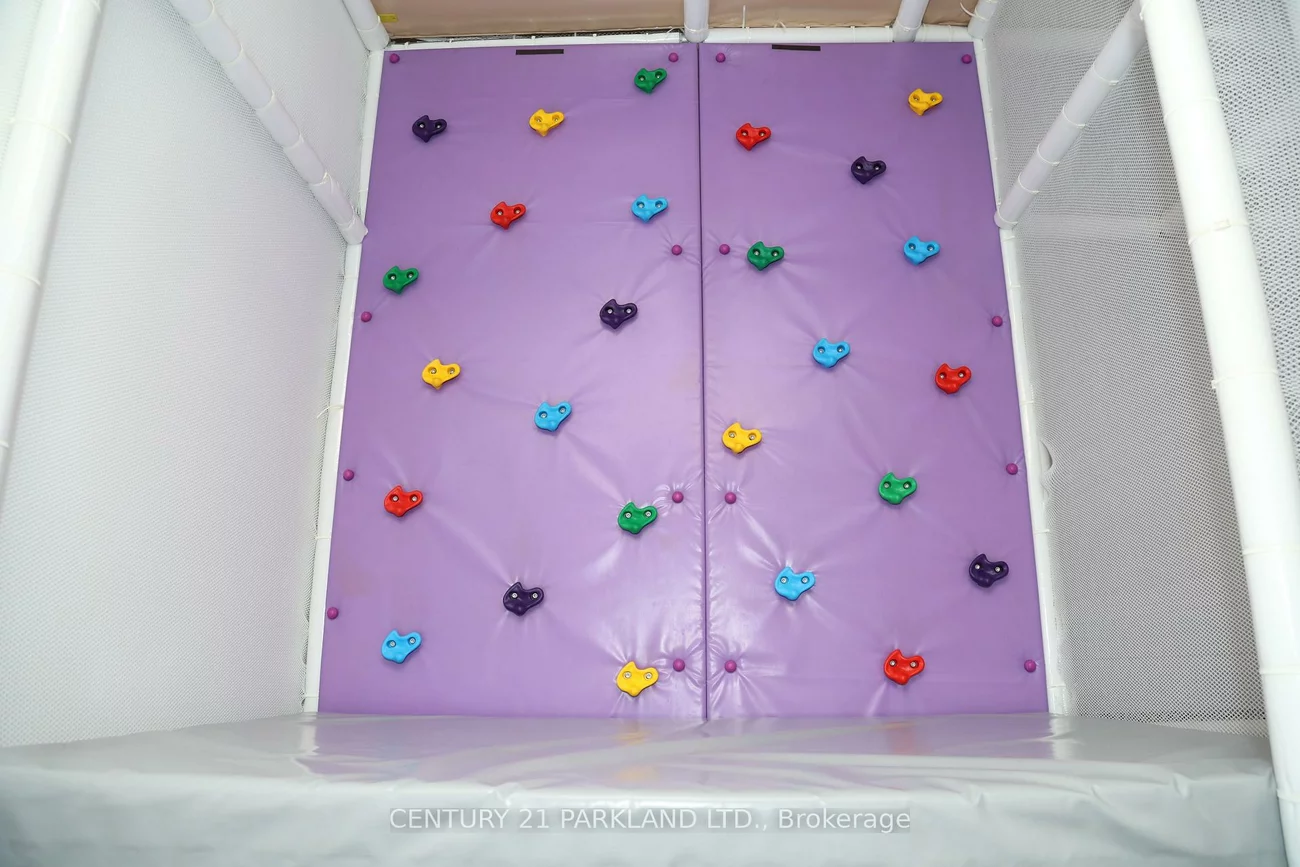 43, First Commerce, Bayview Northeast, Aurora