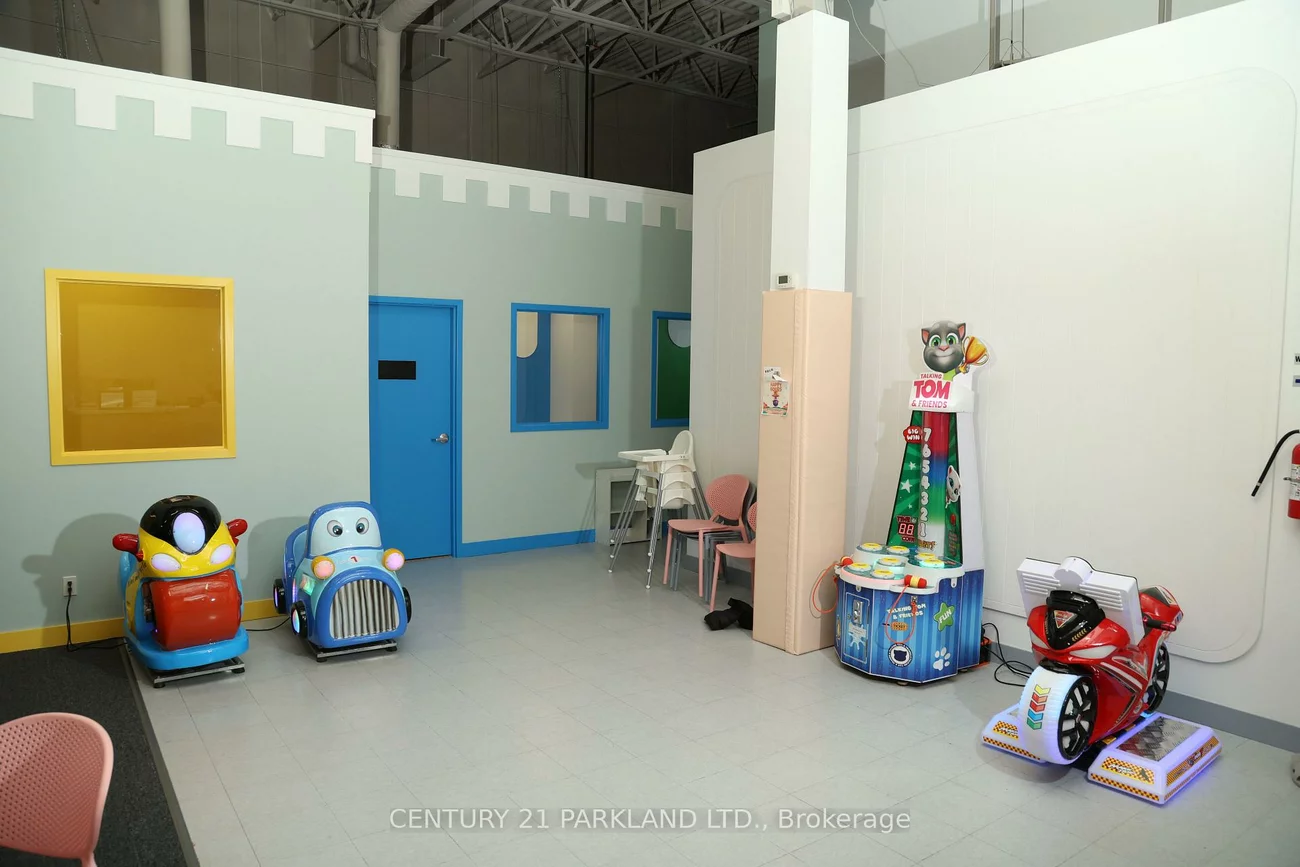 43, First Commerce, Bayview Northeast, Aurora