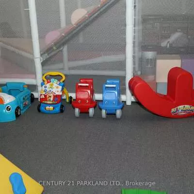 43, First Commerce, Bayview Northeast, Aurora