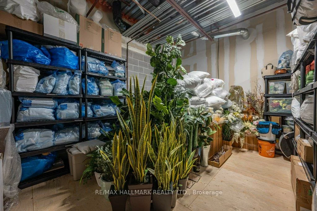 125, Don Hillock, Bayview Southeast, Aurora