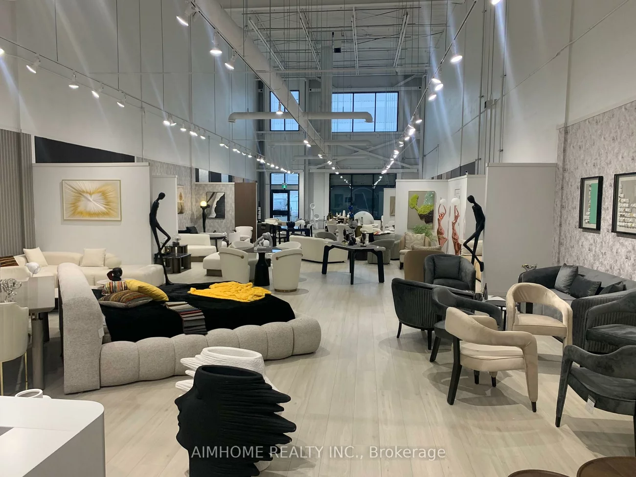 32, Don Hillock, Bayview Southeast, Aurora