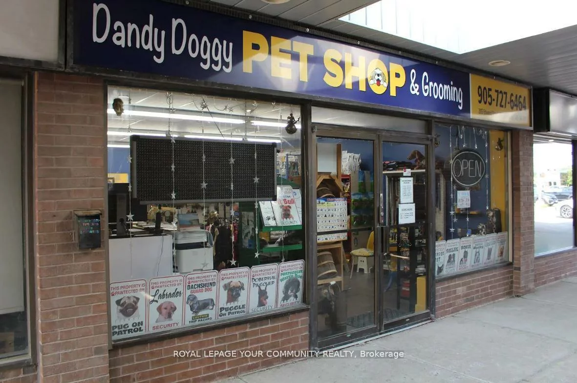 265, Edward, Aurora Village, Aurora