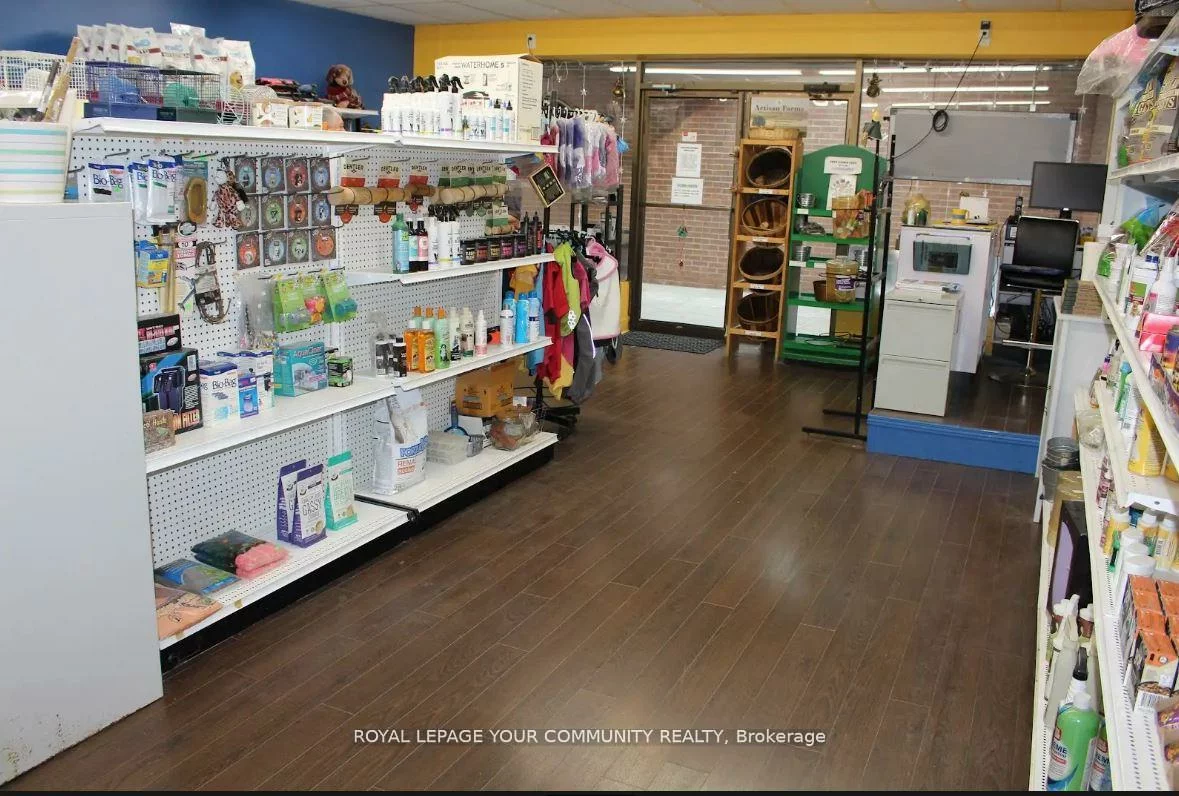 265, Edward, Aurora Village, Aurora