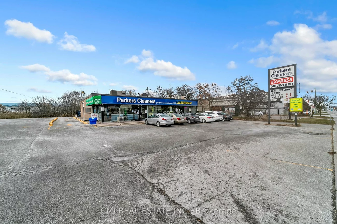 15480, Yonge, Aurora Heights, Aurora