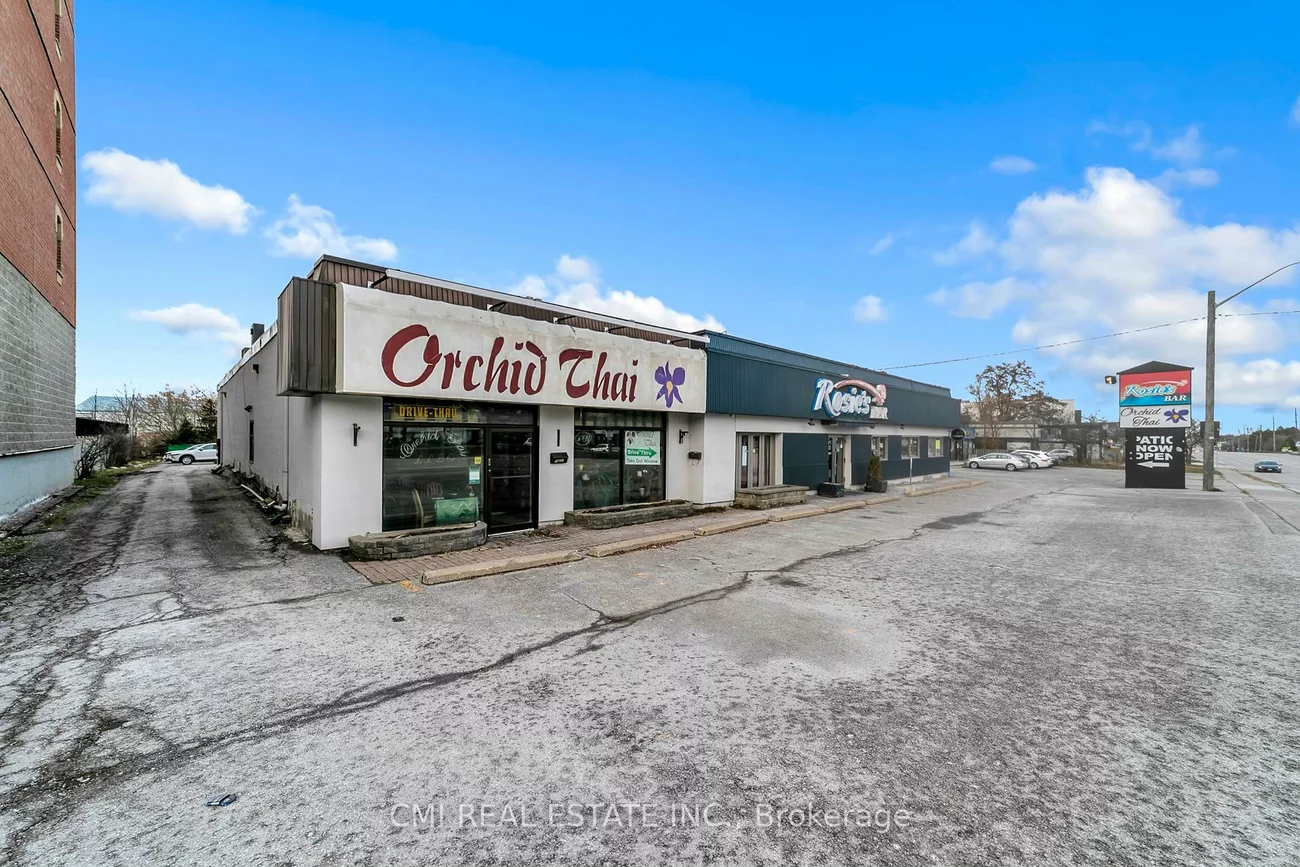 15480, Yonge, Aurora Heights, Aurora