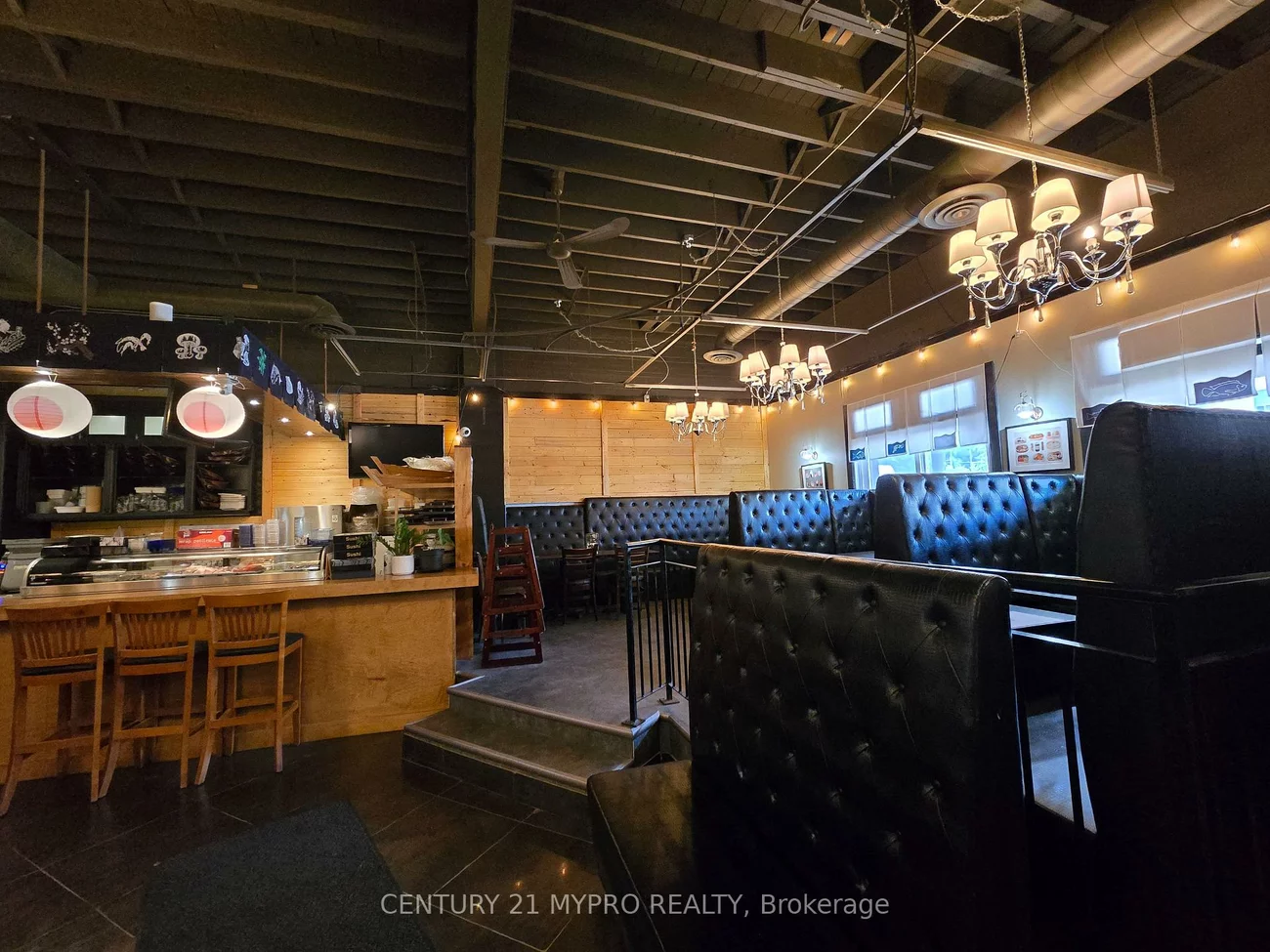 155, Wellington, Bayview Wellington, Aurora