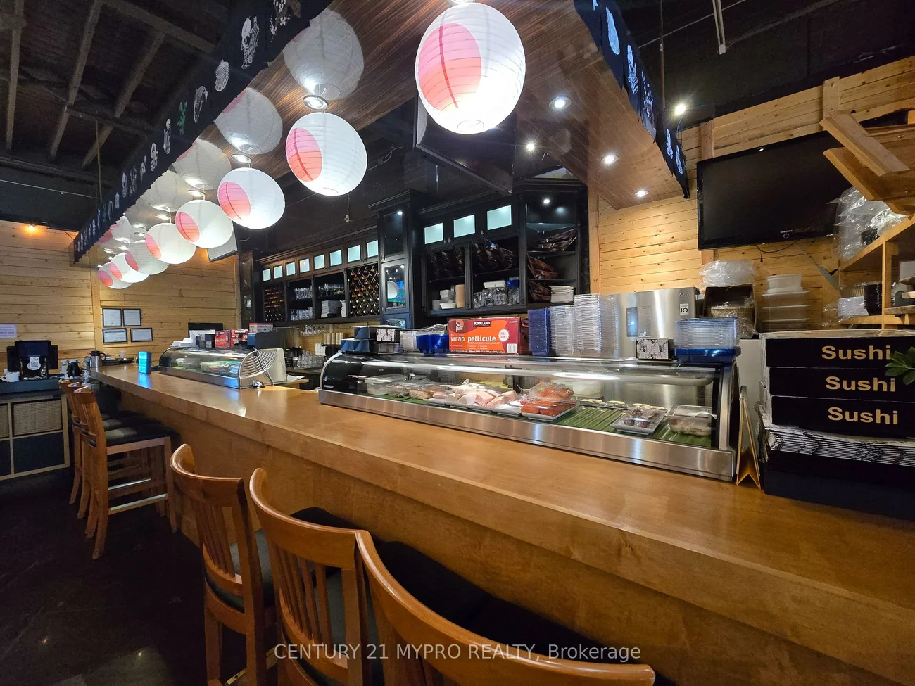 155, Wellington, Bayview Wellington, Aurora