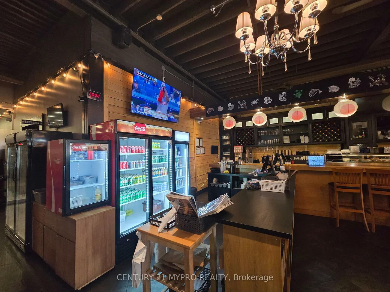 155, Wellington, Bayview Wellington, Aurora