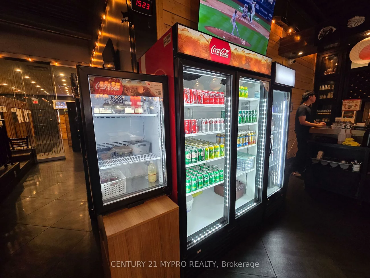 155, Wellington, Bayview Wellington, Aurora