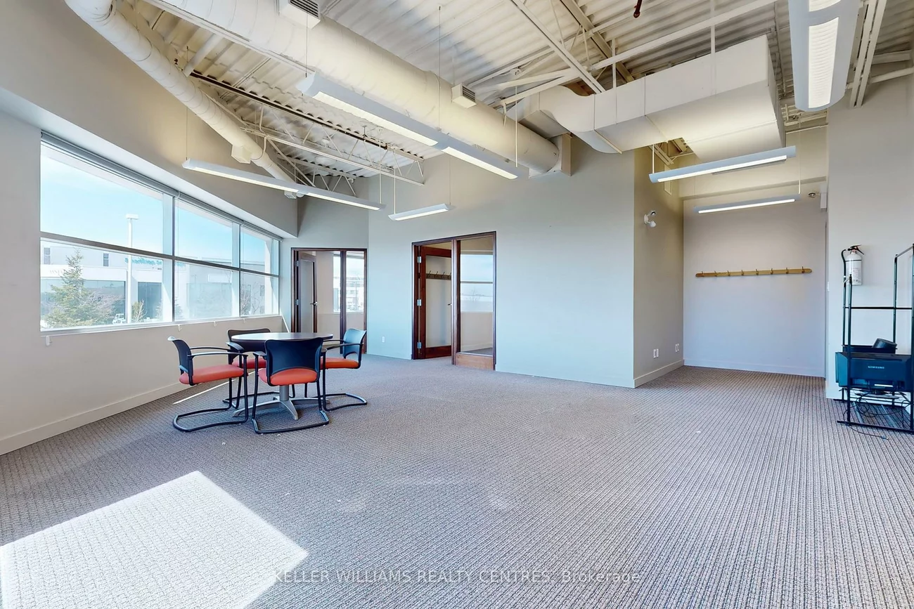 125, Don Hillock, Bayview Southeast, Aurora