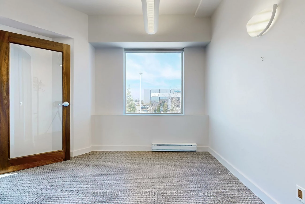 125, Don Hillock, Bayview Southeast, Aurora