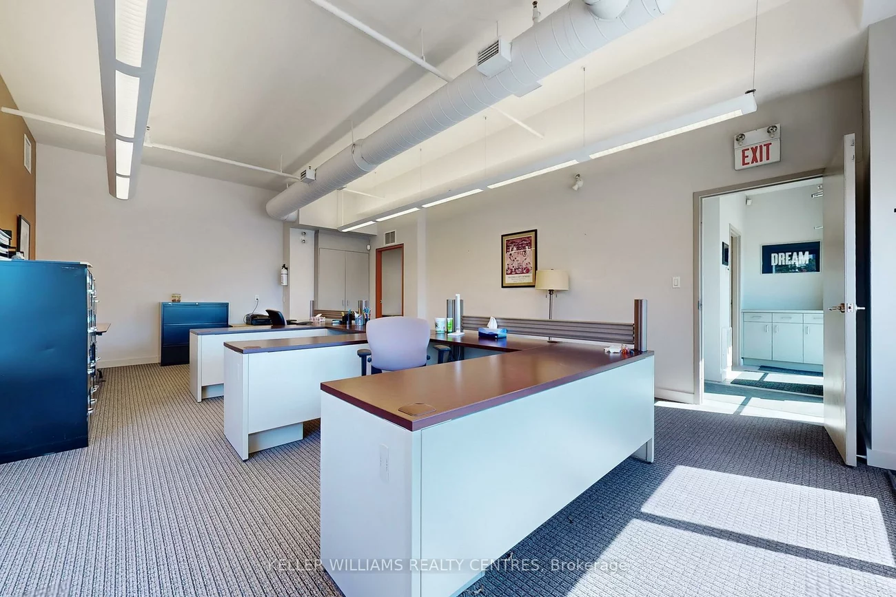 125, Don Hillock, Bayview Southeast, Aurora