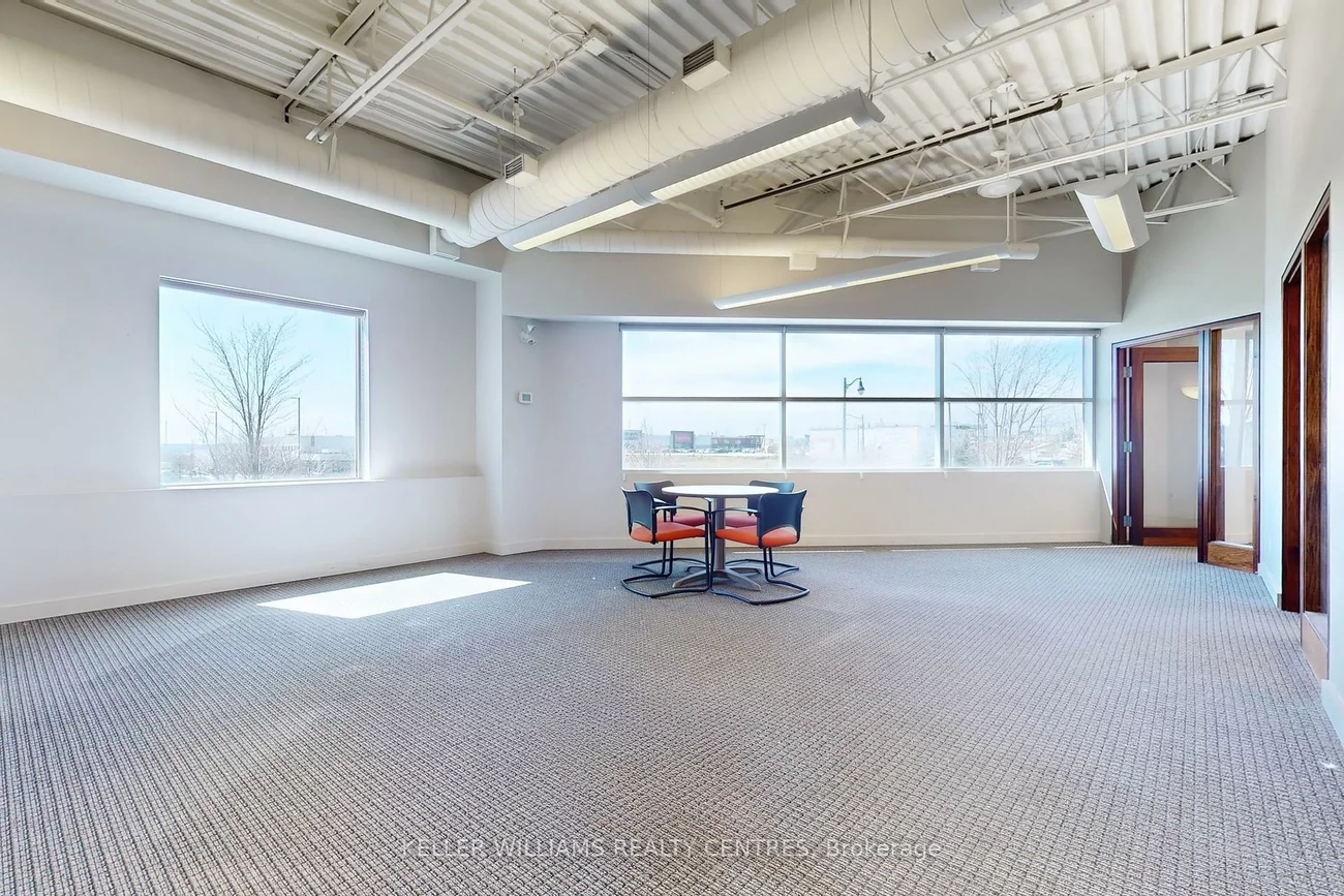 125, Don Hillock, Bayview Southeast, Aurora