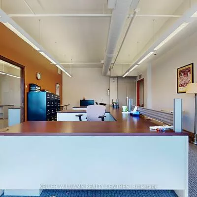 125, Don Hillock, Bayview Southeast, Aurora