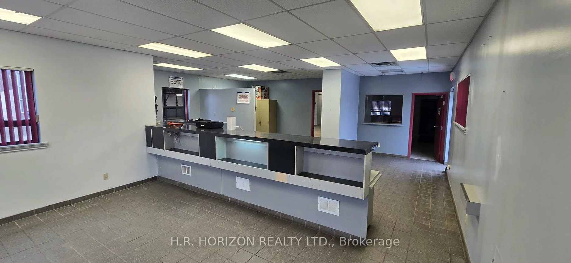 60, Industrial, Aurora Village, Aurora