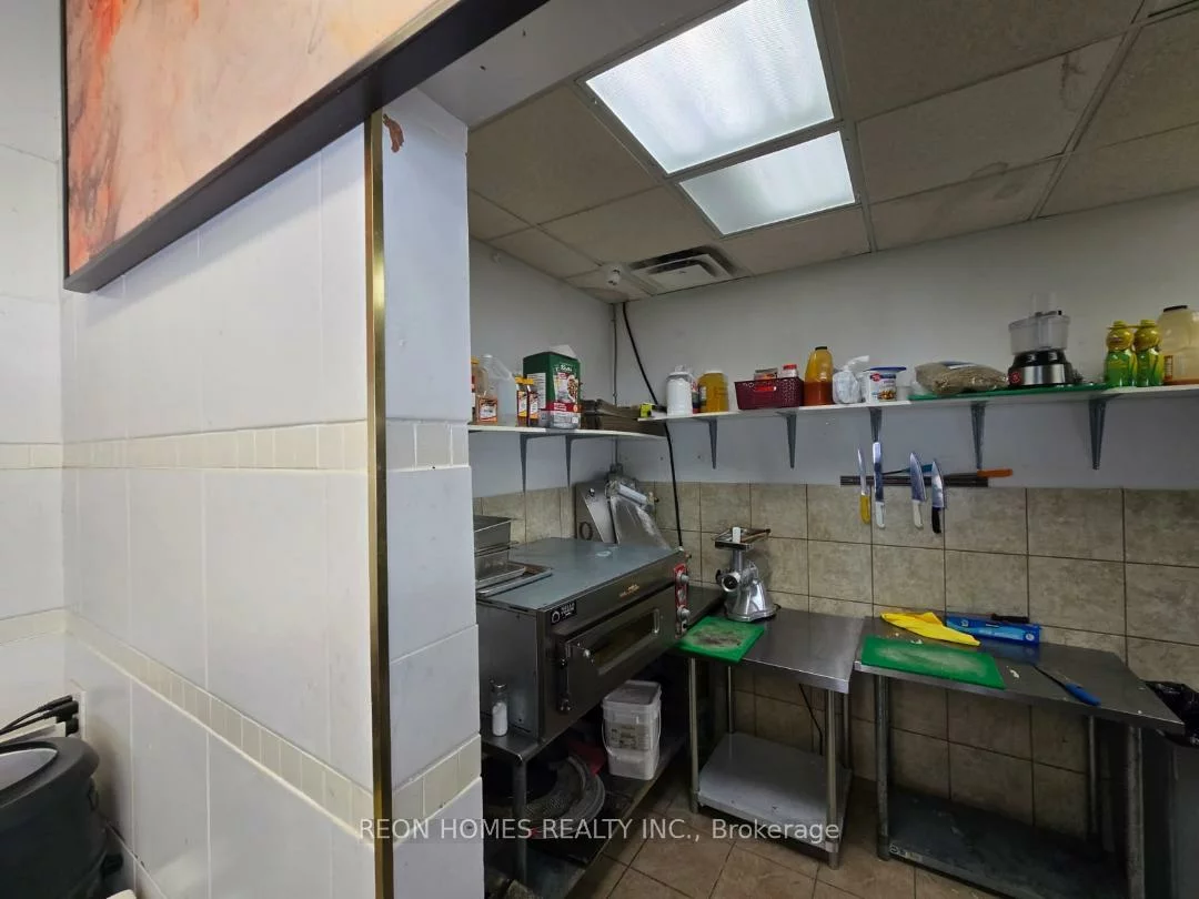 15440, Bayview, Bayview Wellington, Aurora