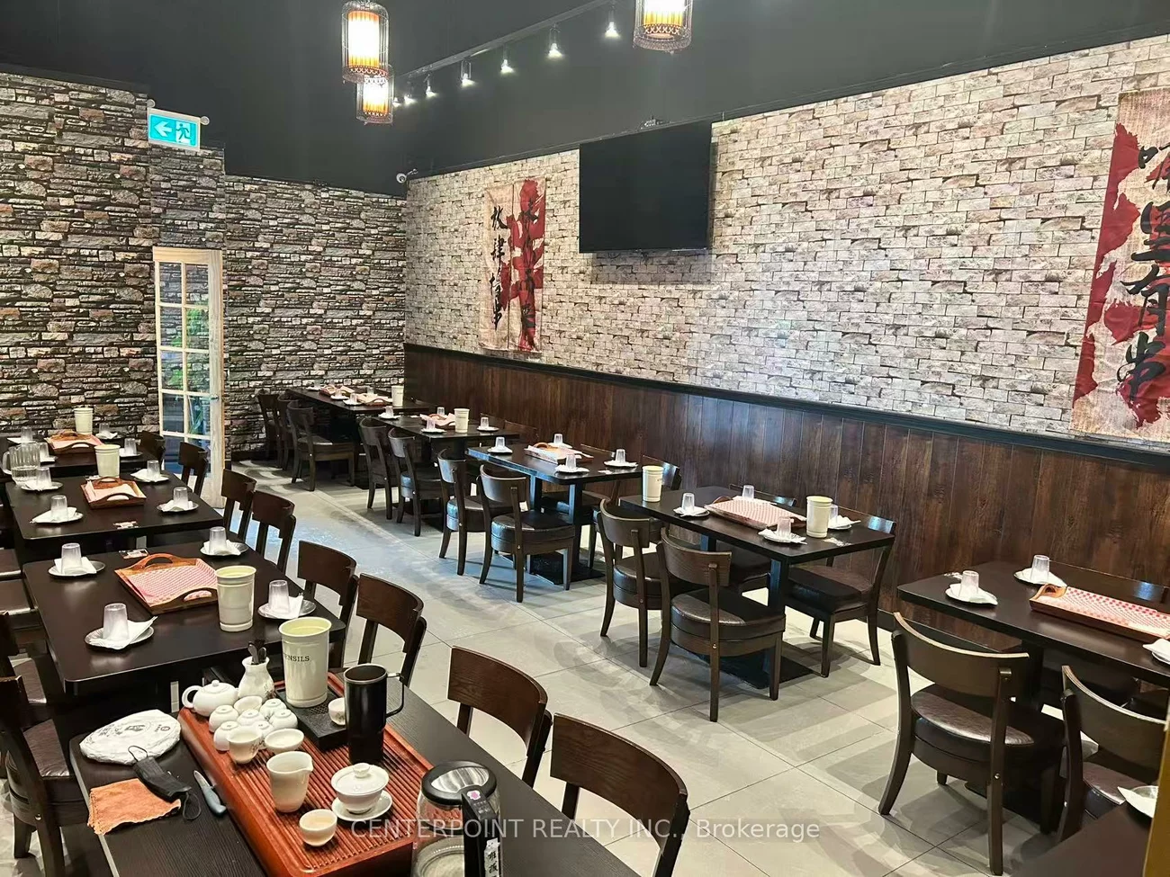 444, Hollandview, Bayview Wellington, Aurora