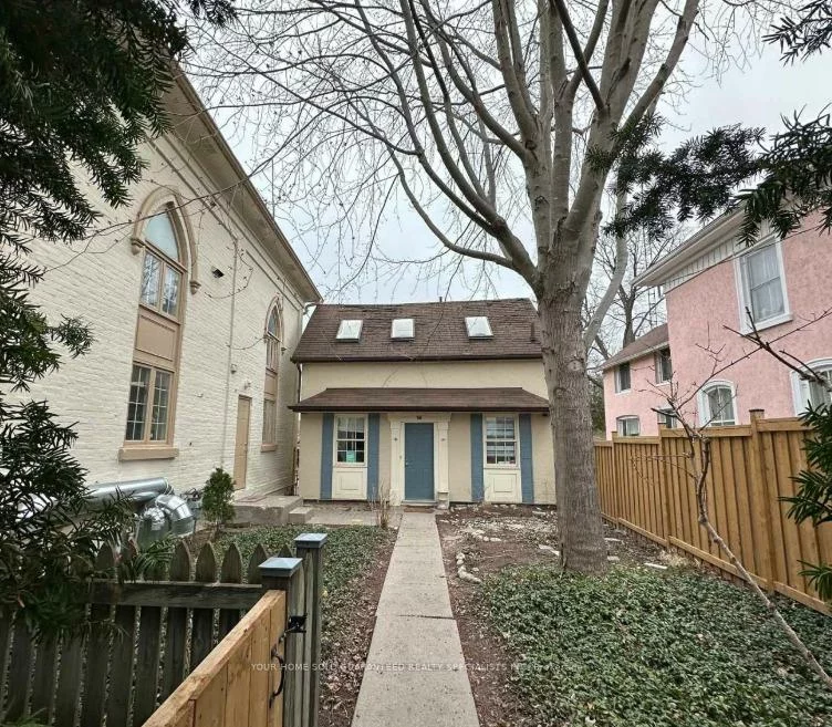 16-18, Mosley, Aurora Village, Aurora