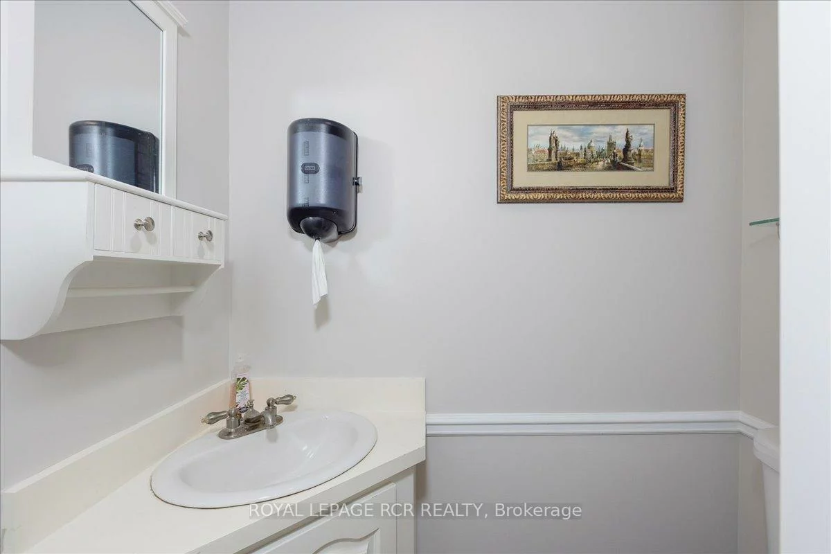 50, Wellington, Aurora Village, Aurora