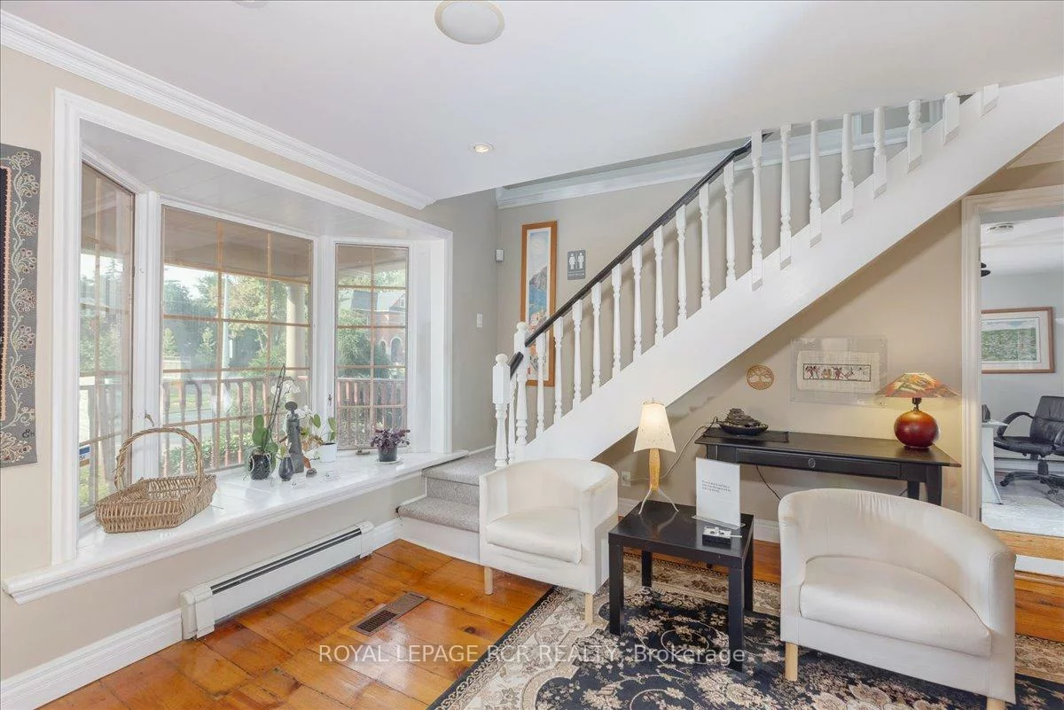 50, Wellington, Aurora Village, Aurora