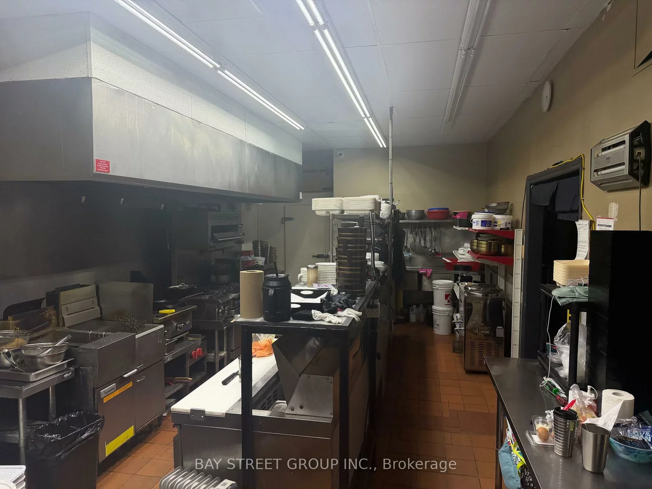 155, Wellington, Bayview Wellington, Aurora