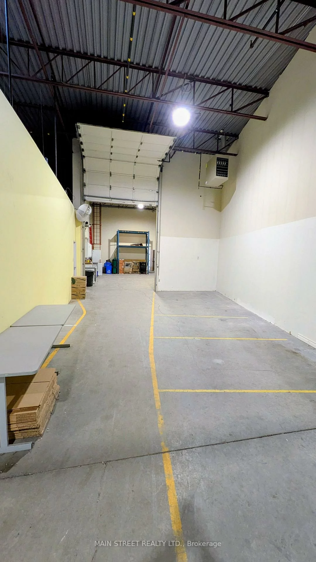 350, Industrial, Aurora Village, Aurora