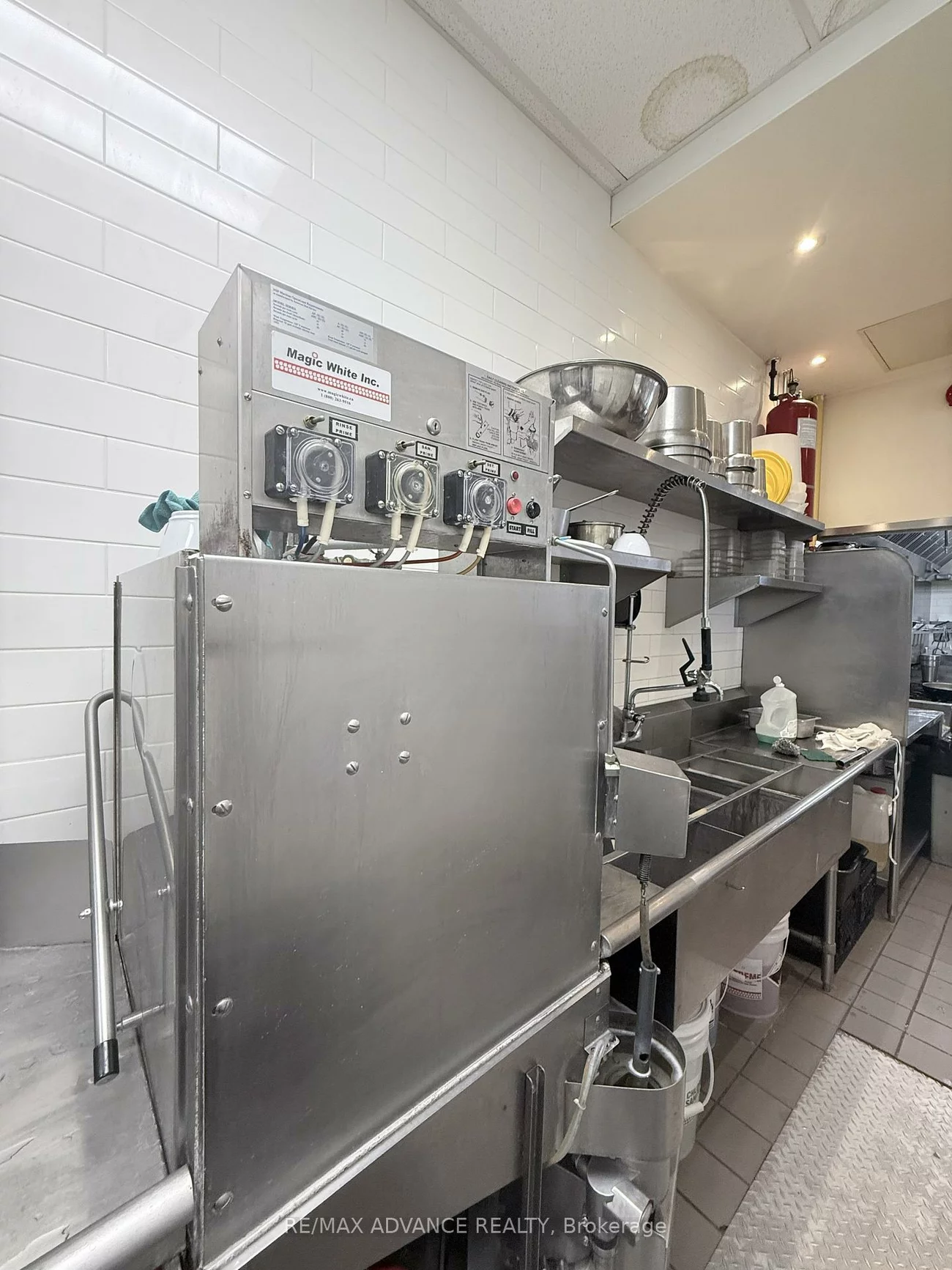 15975, Bayview, Bayview Northeast, Aurora