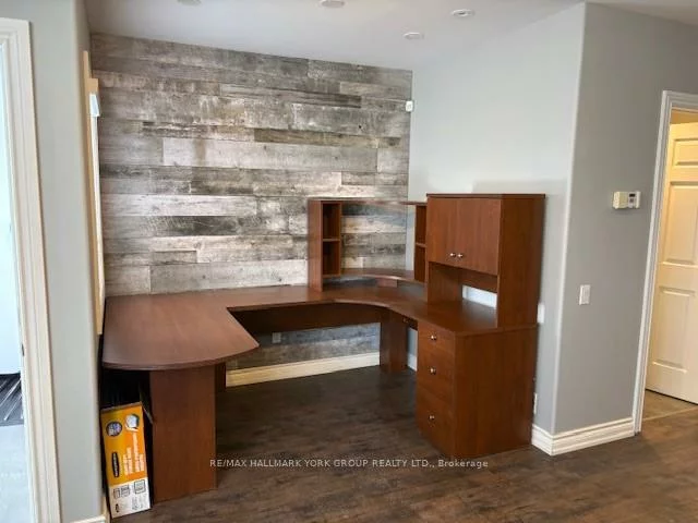 220, Industrial, Aurora Village, Aurora