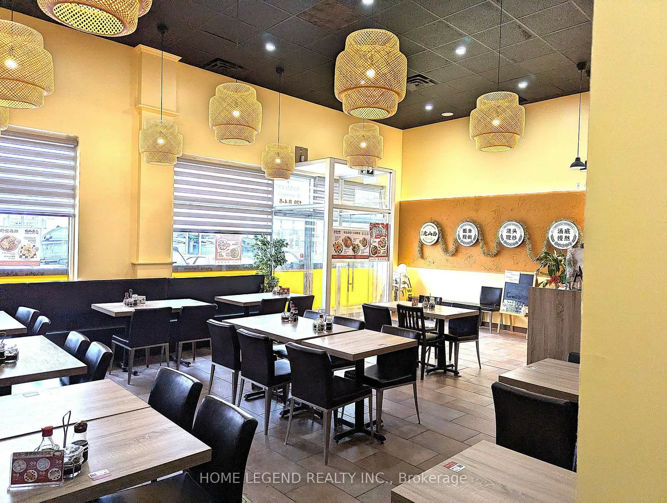 129, Pedersen, Bayview Wellington, Aurora