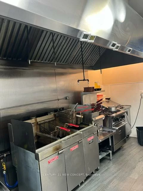 14800, Yonge, Aurora Highlands, Aurora