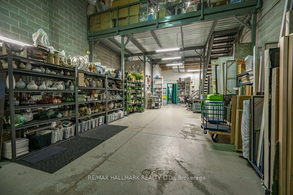 125, Don Hillock, Bayview Southeast, Aurora