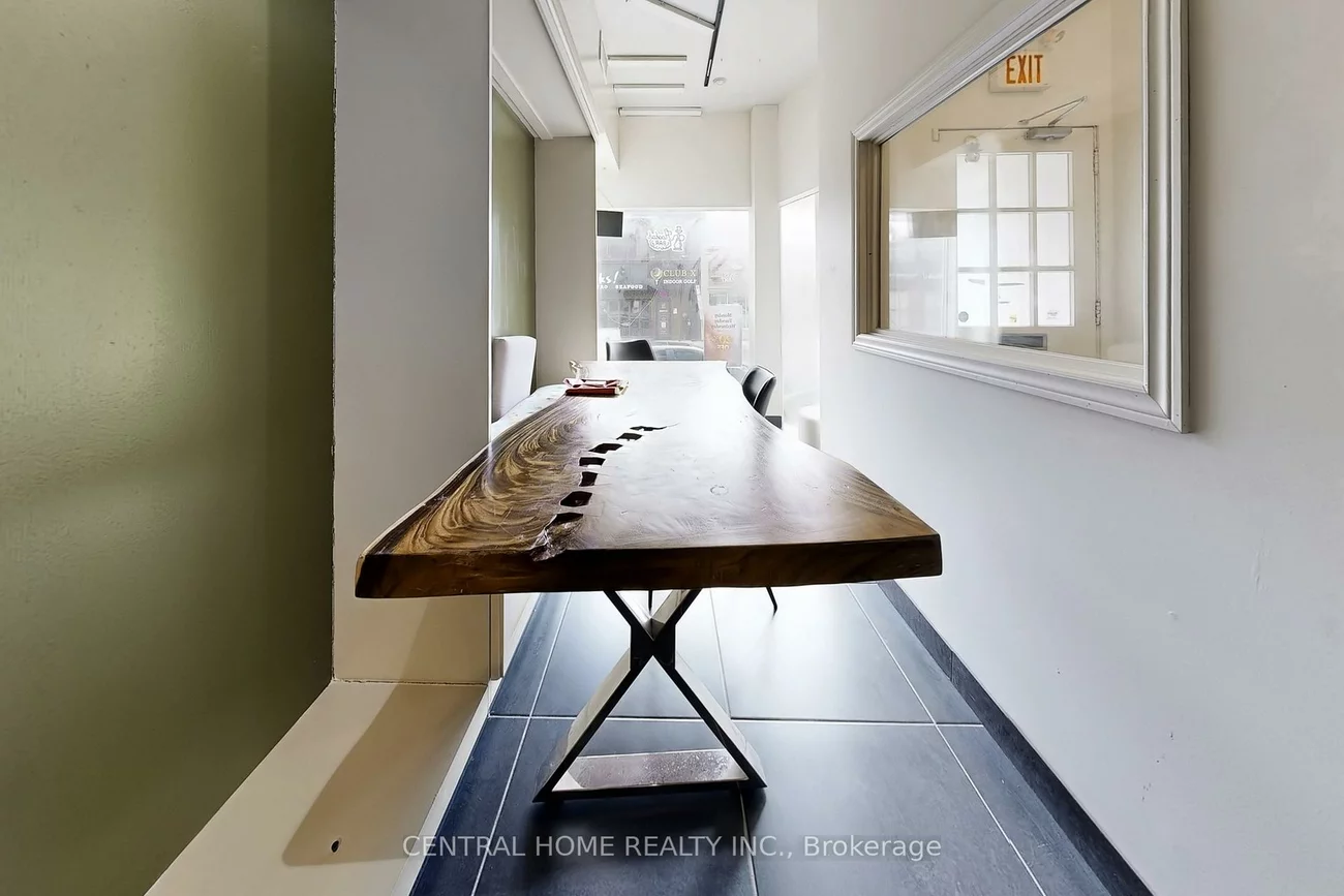 15231, Yonge, Aurora Village, Aurora