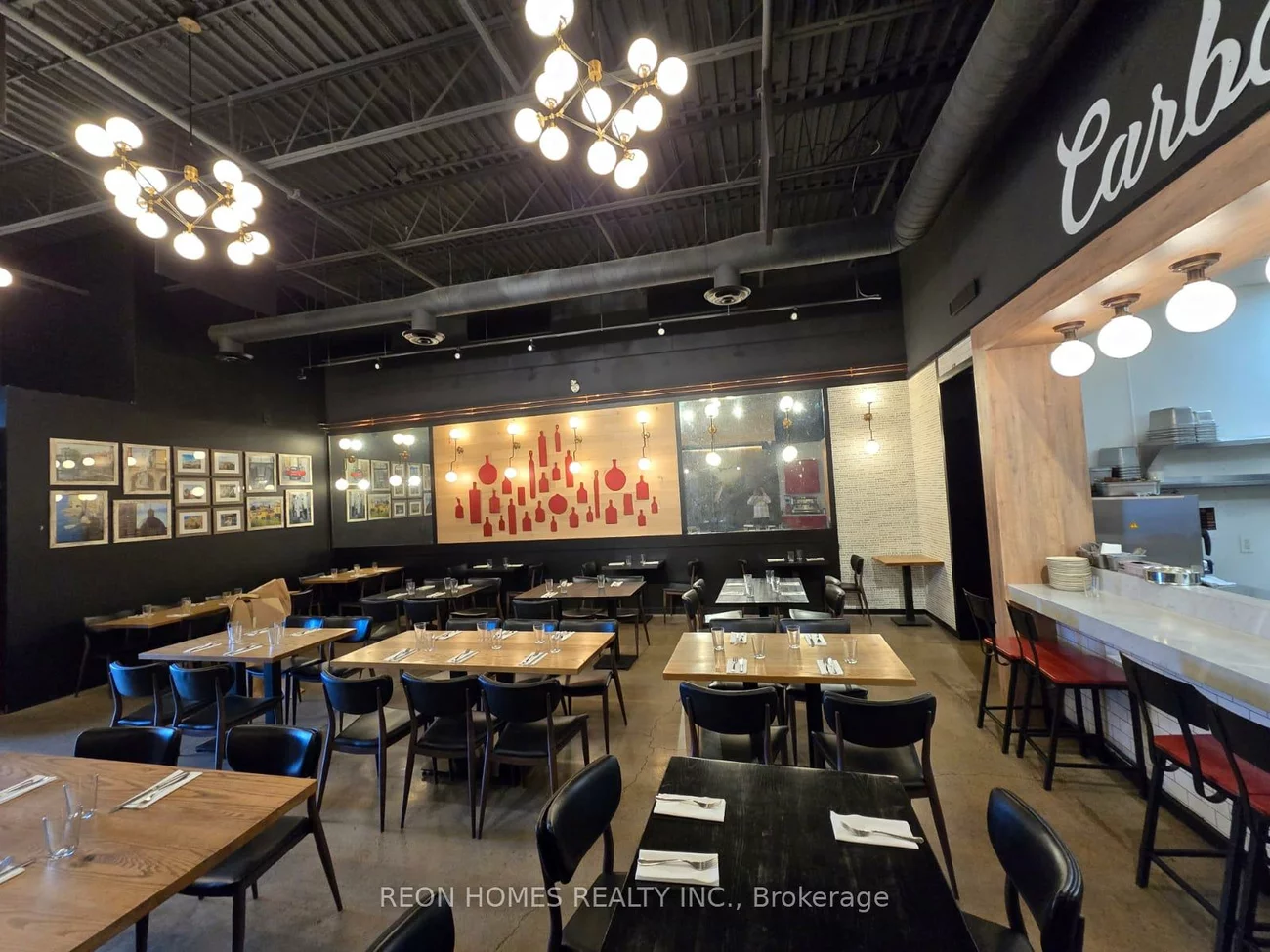 233, Earl Stewart, Bayview Wellington, Aurora