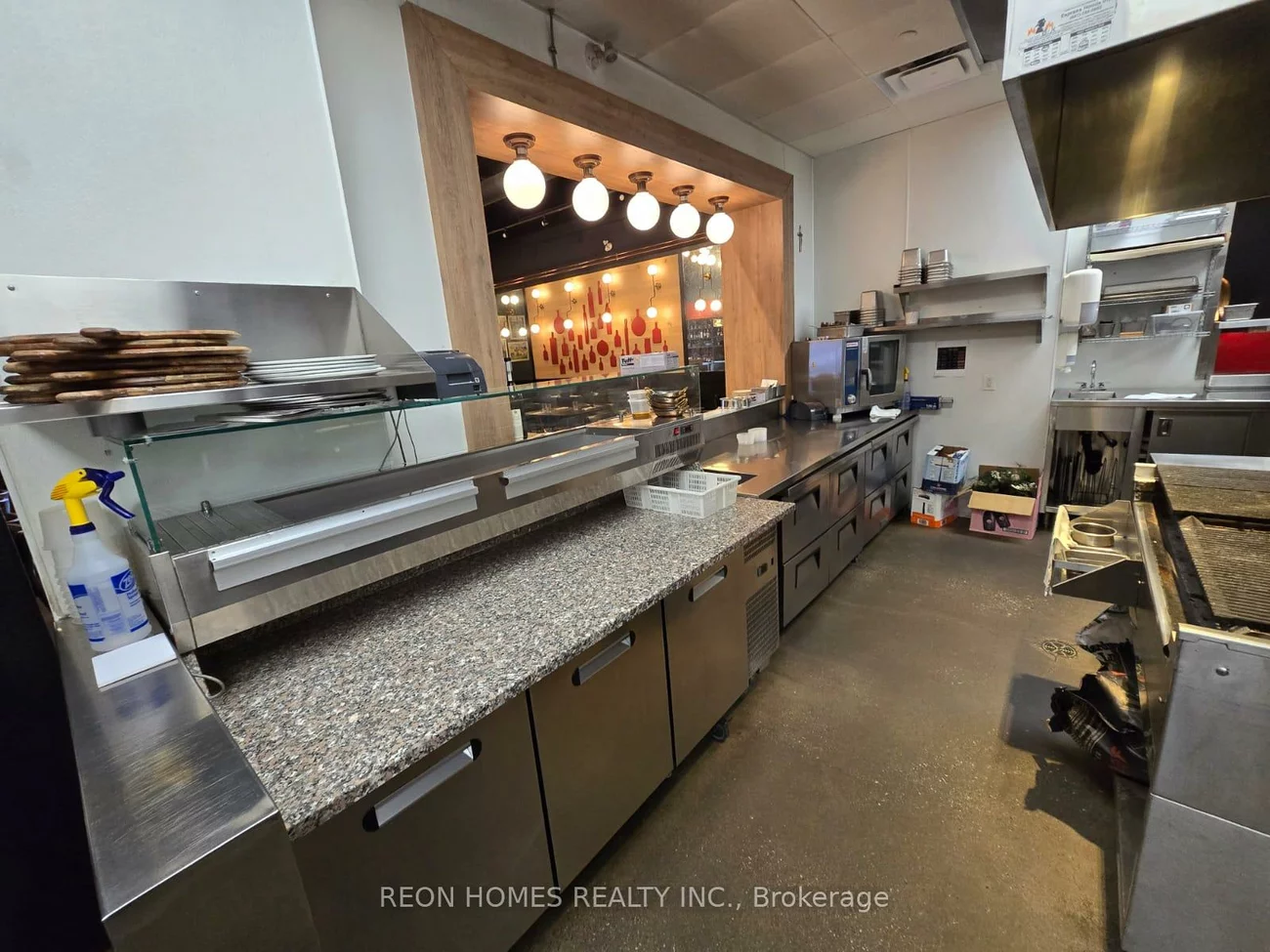 233, Earl Stewart, Bayview Wellington, Aurora